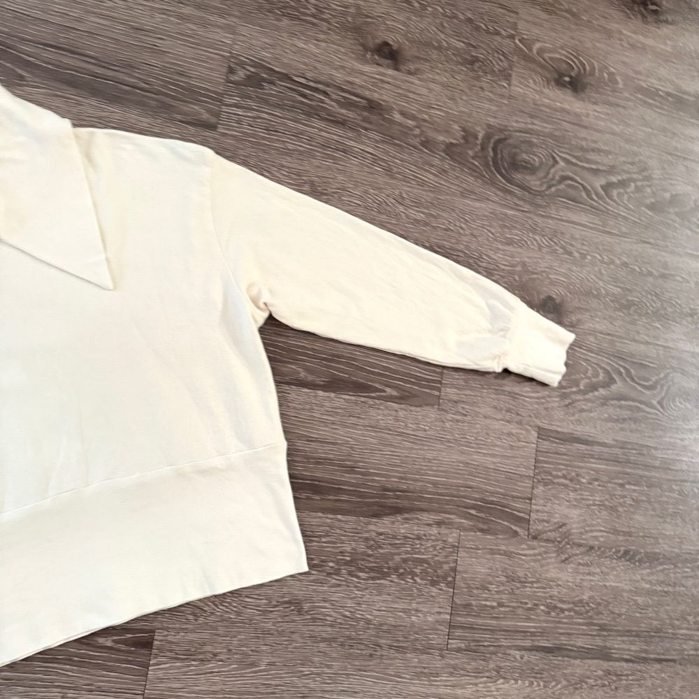 Aquarius Cocktail Collared Sweatshirt - Picture 5 of 10